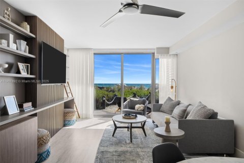 Condominio en venta en Sunny Isles Beach, Florida № 2012674 - foto 6