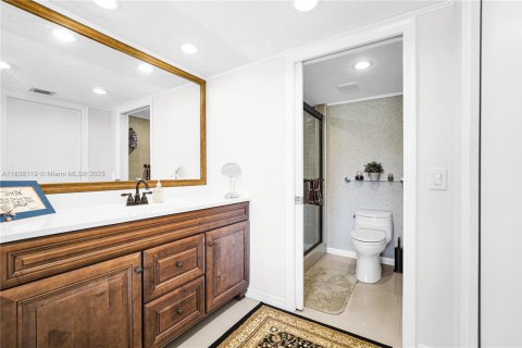 Copropriété à vendre à Pembroke Pines, Floride: 2 chambres, 140 m2 № 1823779 - photo 28