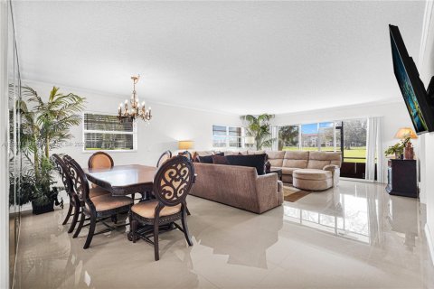 Copropriété à vendre à Pembroke Pines, Floride: 2 chambres, 140 m2 № 1823779 - photo 20