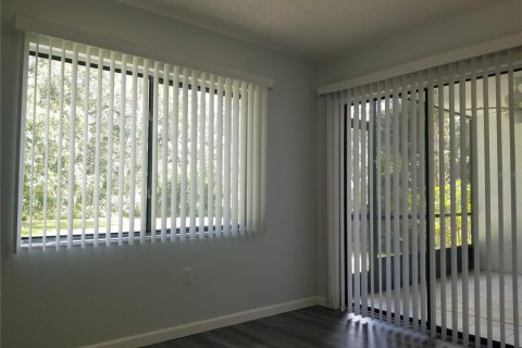 Copropriété à louer à Sarasota, Floride: 2 chambres, 91.32 m2 № 1637818 - photo 16