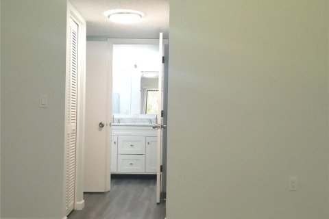 Copropriété à louer à Sarasota, Floride: 2 chambres, 91.32 m2 № 1637818 - photo 19