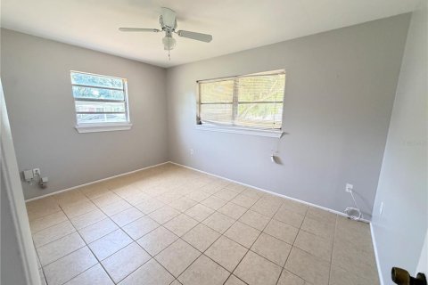 Villa ou maison à vendre à Sarasota, Floride: 4 chambres, 102.56 m2 № 2207157 - photo 12