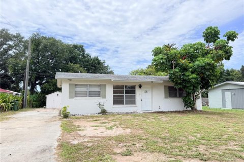 Villa ou maison à Sarasota, Floride 4 chambres, 102.56 m2 № 2207157