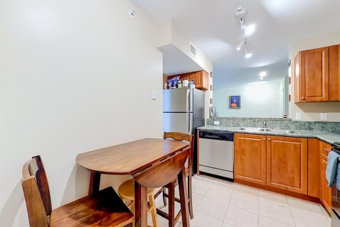 Condominio en venta en Dania Beach, Florida, 2 dormitorios, 116.13 m2 № 2332540 - foto 16