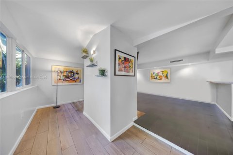 Villa ou maison à vendre à North Miami, Floride: 3 chambres, 103.03 m2 № 1974053 - photo 10