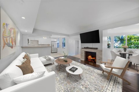 Villa ou maison à vendre à North Miami, Floride: 3 chambres, 103.03 m2 № 1974053 - photo 1