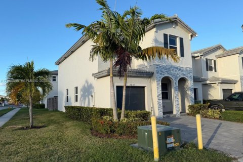 Touwnhouse à louer à Homestead, Floride: 3 chambres, 169.73 m2 № 1999358 - photo 28
