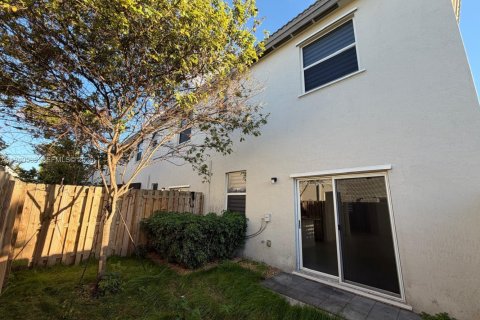 Touwnhouse à louer à Homestead, Floride: 3 chambres, 169.73 m2 № 1999358 - photo 26