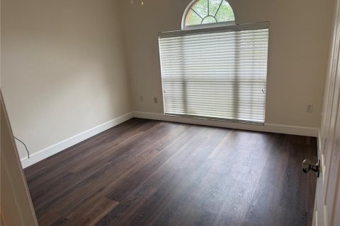 Casa en venta en Tampa, Florida, 3 dormitorios, 132.2 m2 № 2236073 - foto 3