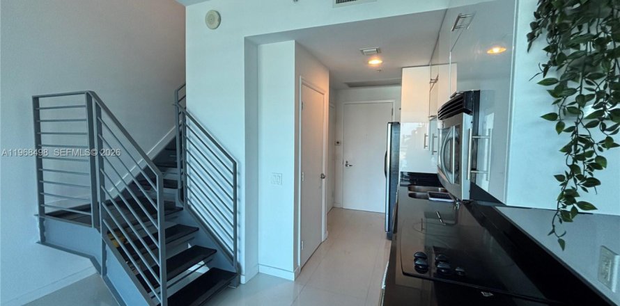 Condo à Miami, Floride, 1 chambre  № 2031588