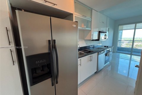 Copropriété à louer à Miami, Floride: 1 chambre, 66.33 m2 № 2031588 - photo 5