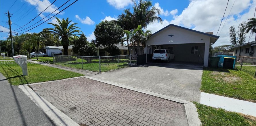 House in Dania Beach, Florida 1 bedroom, 144 sq.m. № 2068301