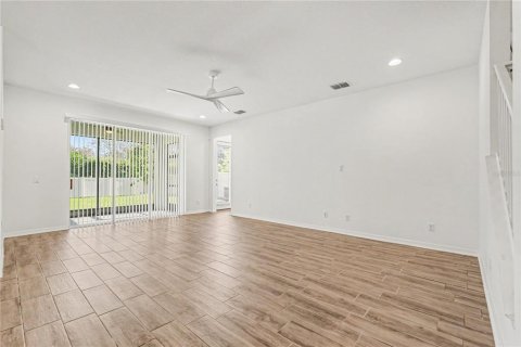 House in Tampa, Florida 5 bedrooms, 353.03 sq.m. № 2418833 - photo 30