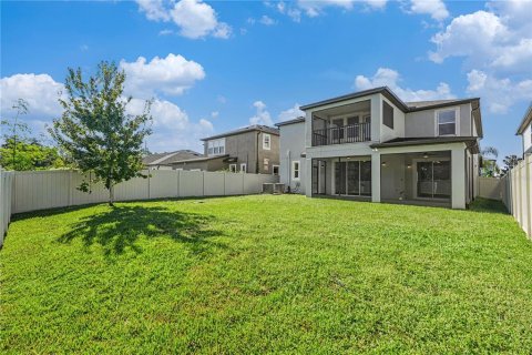 House in Tampa, Florida 5 bedrooms, 353.03 sq.m. № 2418833 - photo 8