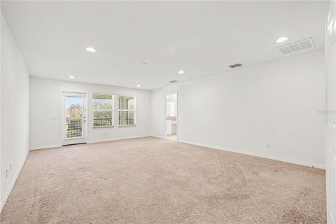 House in Tampa, Florida 5 bedrooms, 353.03 sq.m. № 2418833 - photo 13