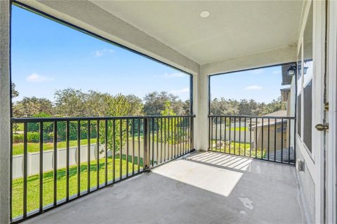 House in Tampa, Florida 5 bedrooms, 353.03 sq.m. № 2418833 - photo 9