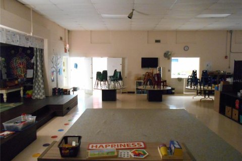 Commercial property in Gulfport, Florida 345.41 sq.m. № 1431056 - photo 26