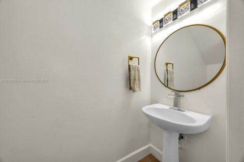 Купить таунхаус в Хомстед, Флорида 3 спальни, 123.1м2, № 1936337 - фото 6