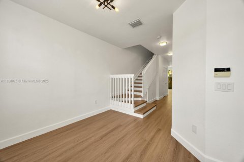 Купить таунхаус в Хомстед, Флорида 3 спальни, 123.1м2, № 1936337 - фото 21