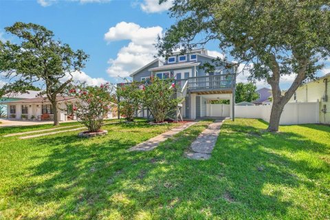 House in Saint Augustine, Florida 3 bedrooms, 118.91 sq.m. № 2306473