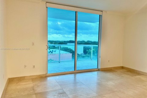 Condominio en alquiler en Miami, Florida, 1 dormitorio, 66.33 m2 № 2013513 - foto 20