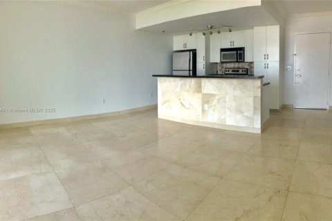 Condominio en alquiler en Miami, Florida, 1 dormitorio, 66.33 m2 № 2013513 - foto 10