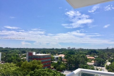 Condominio en alquiler en Miami, Florida, 1 dormitorio, 66.33 m2 № 2013513 - foto 28