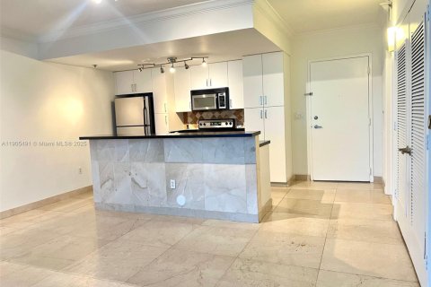 Condominio en alquiler en Miami, Florida, 1 dormitorio, 66.33 m2 № 2013513 - foto 29