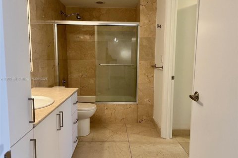Condominio en alquiler en Miami, Florida, 1 dormitorio, 66.33 m2 № 2013513 - foto 14