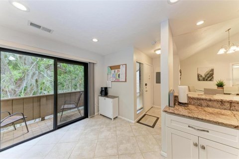 Condominio en venta en Sarasota, Florida, 2 dormitorios, 119.38 m2 № 2166069 - foto 14