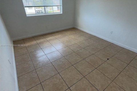Copropriété à louer à North Miami, Floride: 2 chambres, 106.47 m2 № 1924986 - photo 18