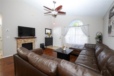 Villa ou maison à vendre à Apopka, Floride: 3 chambres, 123 m2 № 2405564 - photo 6