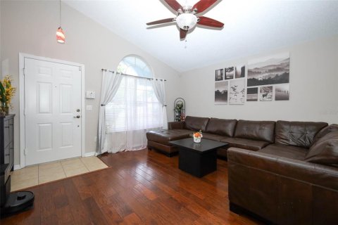 Villa ou maison à vendre à Apopka, Floride: 3 chambres, 123 m2 № 2405564 - photo 5