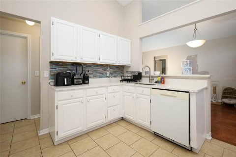 Villa ou maison à vendre à Apopka, Floride: 3 chambres, 123 m2 № 2405564 - photo 10