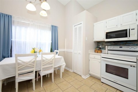 Villa ou maison à vendre à Apopka, Floride: 3 chambres, 123 m2 № 2405564 - photo 12