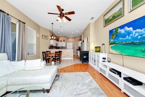 Casa en alquiler en Oviedo, Florida, 4 dormitorios, 212.93 m2 № 1905402 - foto 27