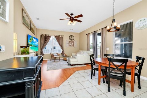 Casa en alquiler en Oviedo, Florida, 4 dormitorios, 212.93 m2 № 1905402 - foto 25
