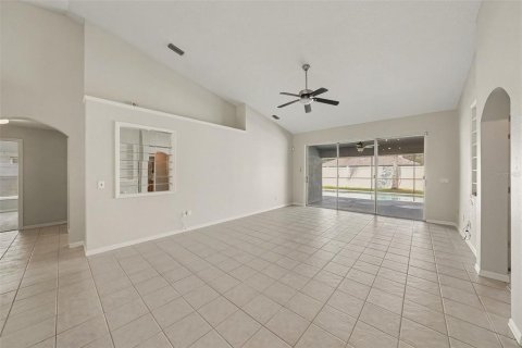 Villa ou maison à vendre à Wesley Chapel, Floride: 4 chambres, 198.44 m2 № 2230589 - photo 10