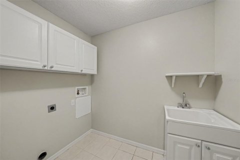 Villa ou maison à vendre à Wesley Chapel, Floride: 4 chambres, 198.44 m2 № 2230589 - photo 27