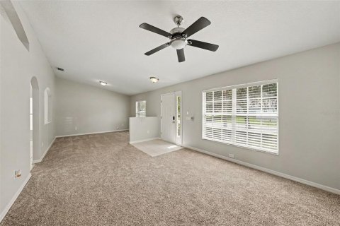 Villa ou maison à vendre à Wesley Chapel, Floride: 4 chambres, 198.44 m2 № 2230589 - photo 7
