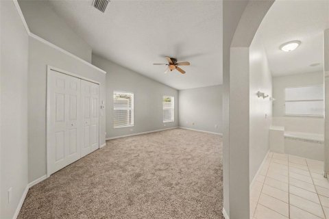 Villa ou maison à vendre à Wesley Chapel, Floride: 4 chambres, 198.44 m2 № 2230589 - photo 20