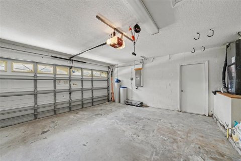 Villa ou maison à vendre à Wesley Chapel, Floride: 4 chambres, 198.44 m2 № 2230589 - photo 28