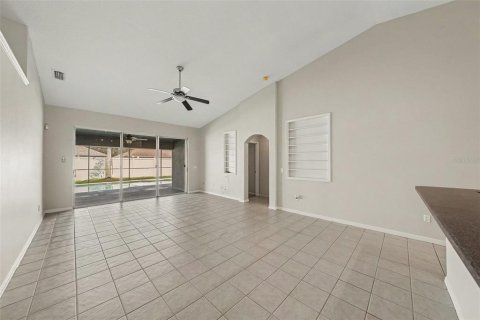 Villa ou maison à vendre à Wesley Chapel, Floride: 4 chambres, 198.44 m2 № 2230589 - photo 11