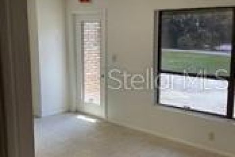 Immobilier commercial à louer à Longwood, Floride № 1720557 - photo 16