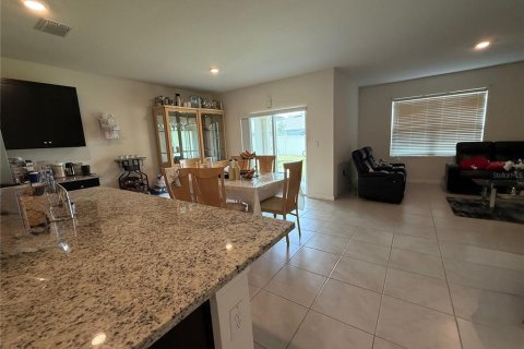 Villa ou maison à vendre à Haines City, Floride: 4 chambres, 173.45 m2 № 1853442 - photo 13