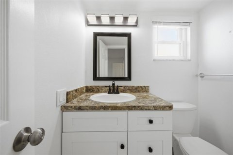 Copropriété à vendre à New Port Richey, Floride: 2 chambres, 89 m2 № 2198332 - photo 21