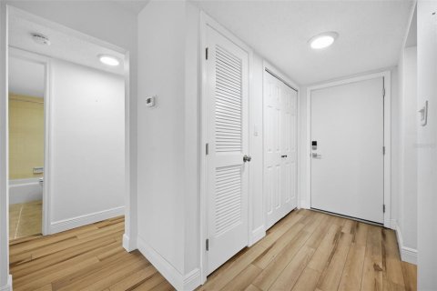 Copropriété à vendre à New Port Richey, Floride: 2 chambres, 89 m2 № 2198332 - photo 8