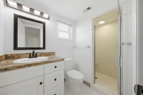 Copropriété à vendre à New Port Richey, Floride: 2 chambres, 89 m2 № 2198332 - photo 20