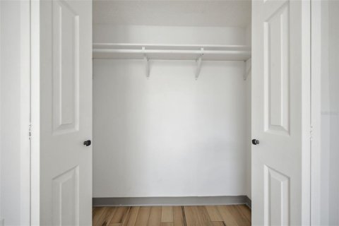 Copropriété à vendre à New Port Richey, Floride: 2 chambres, 89 m2 № 2198332 - photo 18