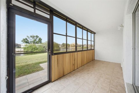Copropriété à vendre à New Port Richey, Floride: 2 chambres, 89 m2 № 2198332 - photo 27